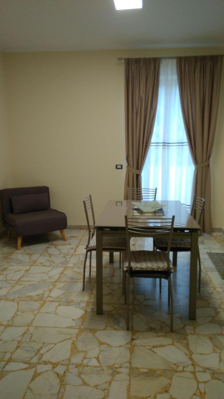 Via Ziino 70 Apartman Oliveri Kültér fotó
