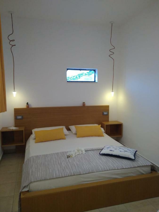 Via Ziino 70 Apartman Oliveri Kültér fotó