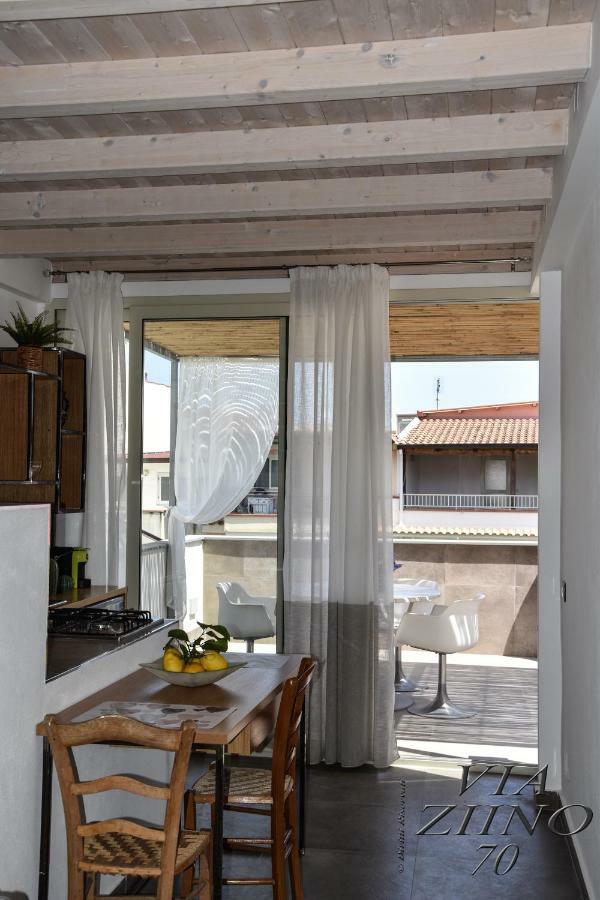 Via Ziino 70 Apartman Oliveri Kültér fotó